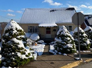 511 W 9th Ave, Tarentum, PA