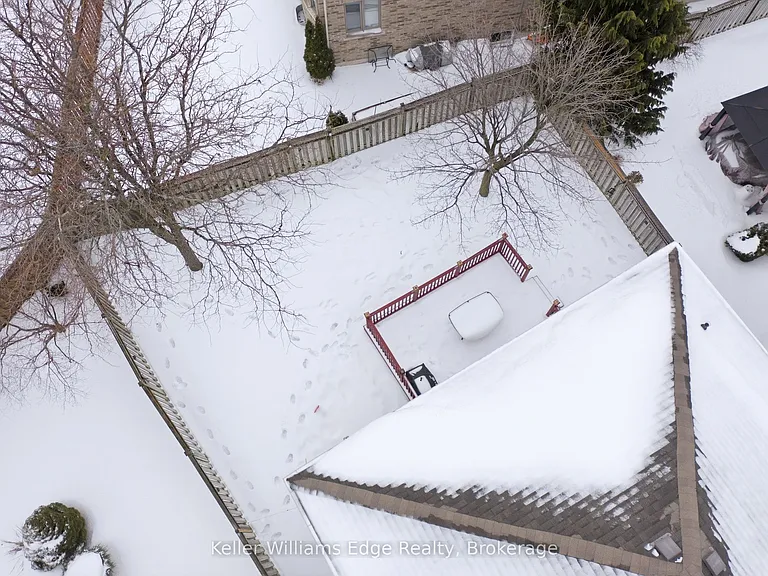 6760 Dillingwood Dr — Photo 43