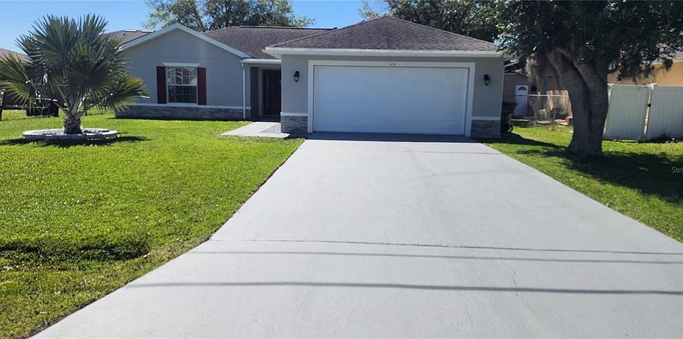 1st image of 469 LARK COURT