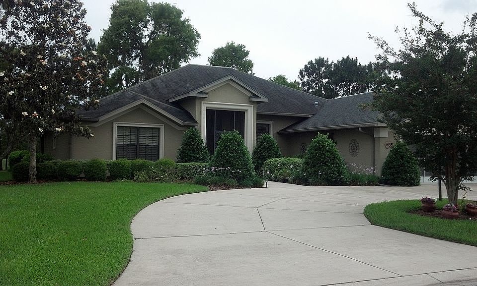 1st image of 565 Lake Dr