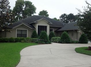 565 Lake Dr, Ocala, FL 34472