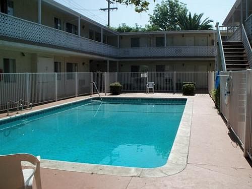 2nd image of 21900 Saticoy St APT 17