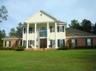 105 Oak View Dr, Terry, MS 39170