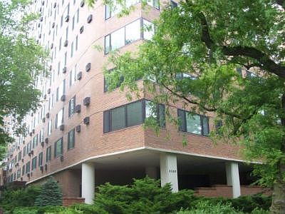 1st image of 3100 N Lake Shore Dr APT 1911