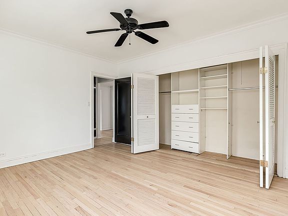 5th image of 431 W Oakdale Ave APT 14B