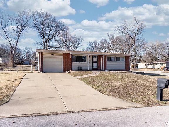 2nd image of 10257 Dacey Ct