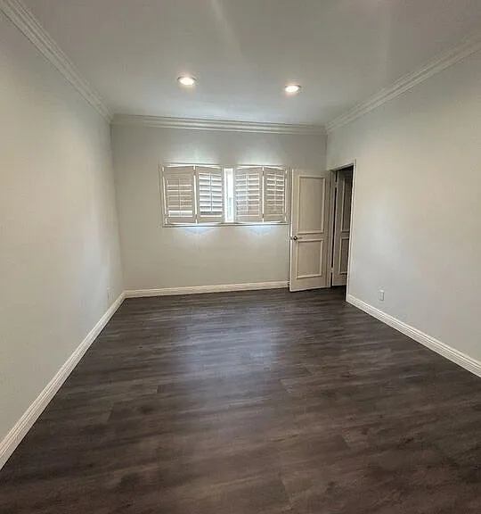 1818 Pelham Ave #103 — Photo 17