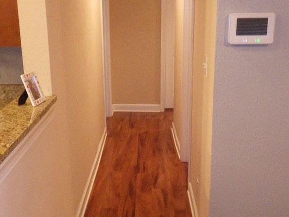 4th image of 303 Beacon Hill Ct