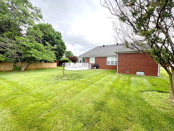 3rd image of 1730 Kensington Dr