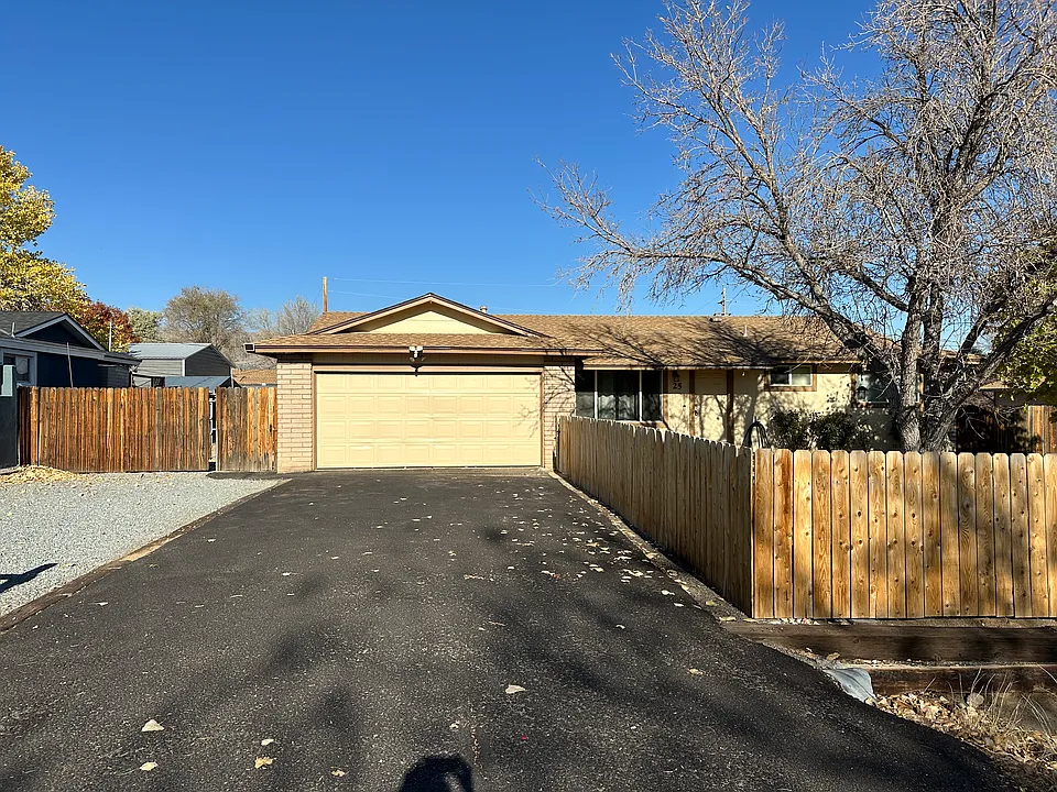 25 E Janere Ct