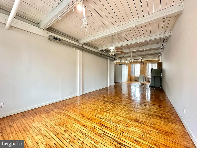 14 W Harvey St #16-2C — Photo 8