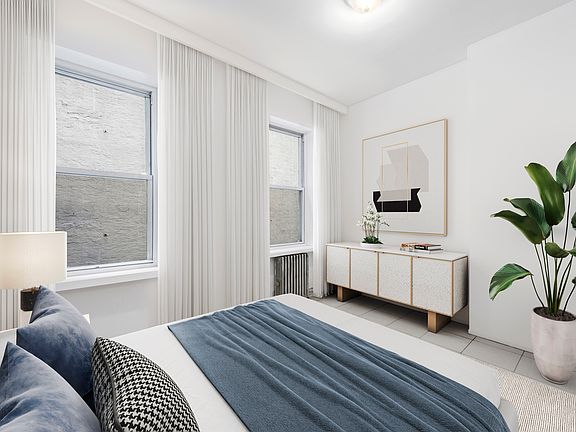 4th image of 1435 2nd Ave APT 4