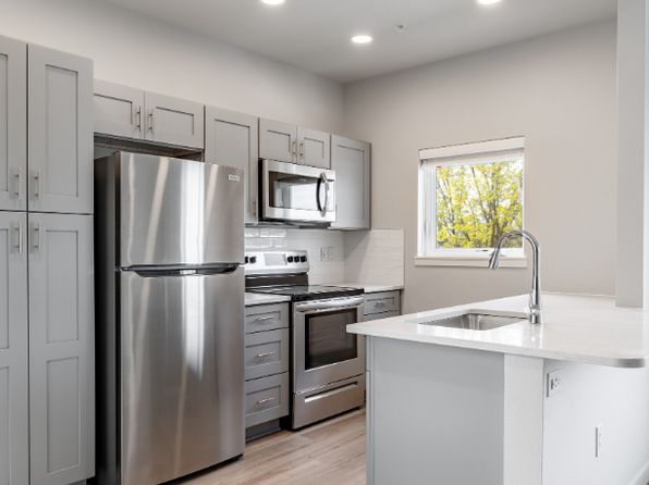 The Edge at State | Apartments & Townhomes | 6230 W State St, Boise, ID