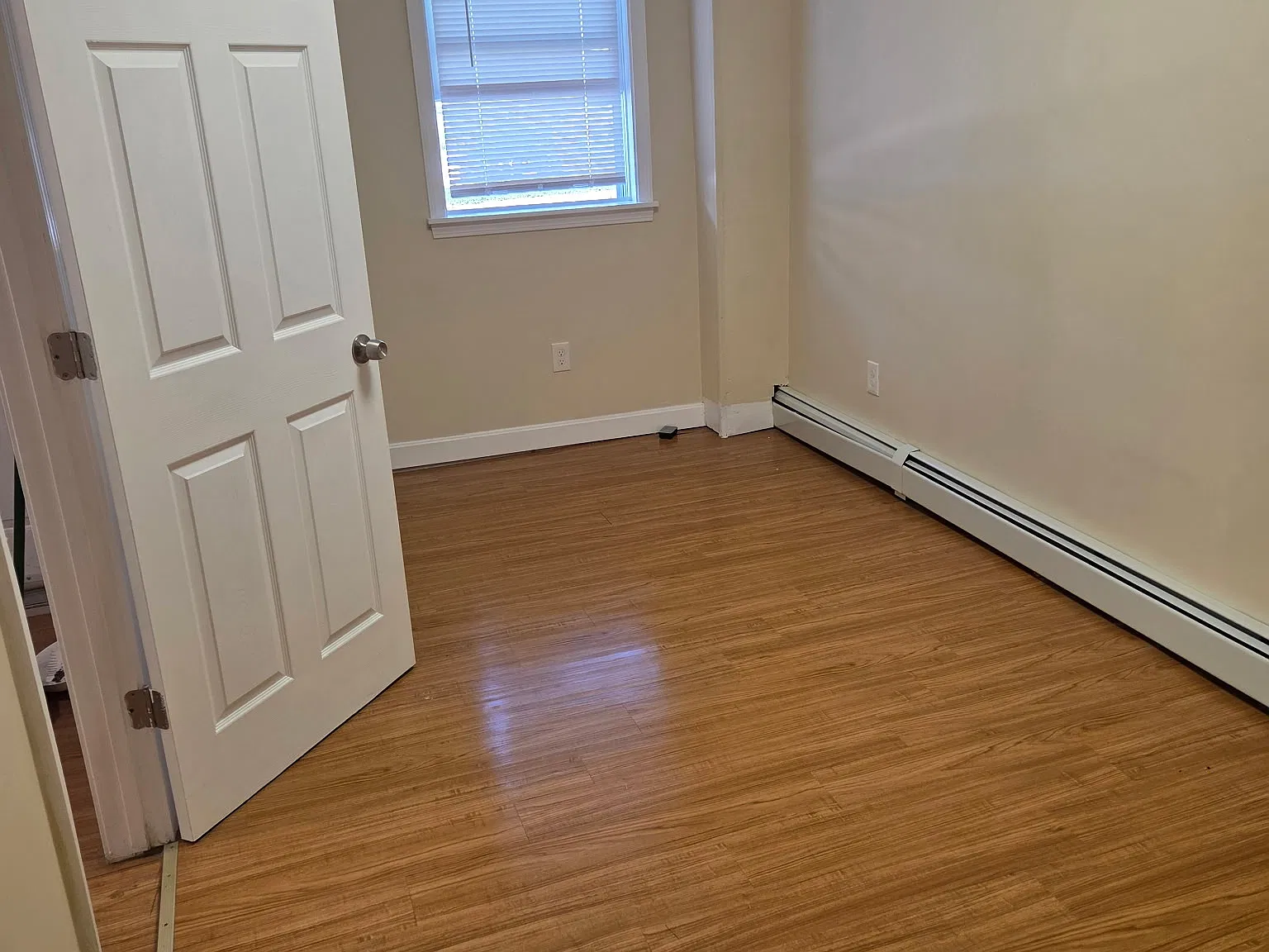 3 bed, $2,300 — Photo 3