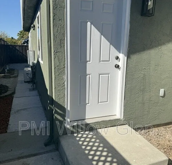 267 Arborway Dr — Photo 3