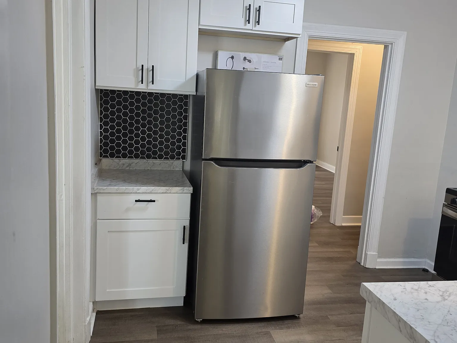 3 bed, 1.5 bath, 1361 sqft, $1,650 — Photo 3
