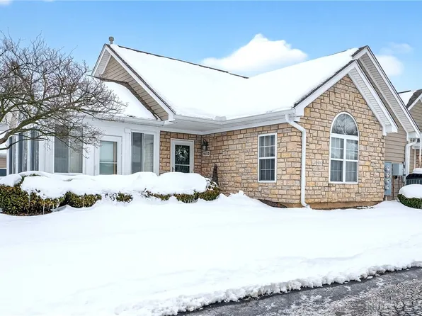 1632 Turnberry Village Dr, Dayton, OH 45458