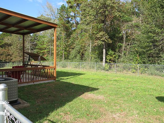 3rd image of 18176 Breezy Dr