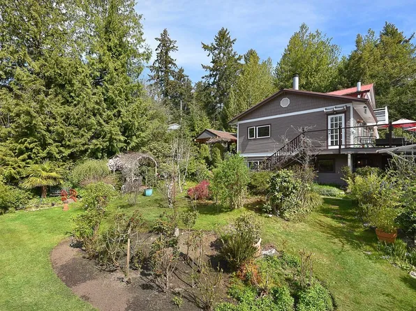 4906 Sinclair Bay Rd, Sunshine Coast, BC V0N 1S1