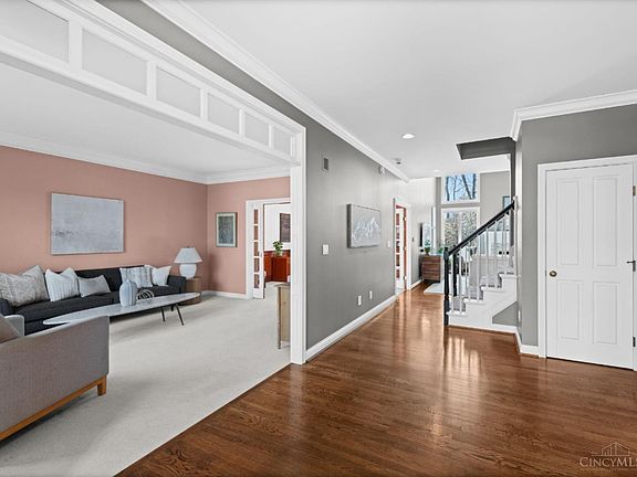 4th image of 8590 Trillium Ridge Ln