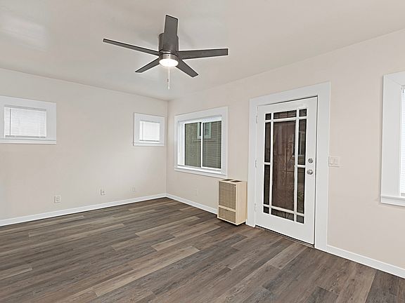 4th image of 3021 30th St #1/2