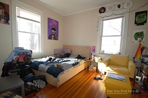 2nd image of 28 Forest St