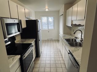 1944 Wyoming Ave, Sun Prairie, WI 53590