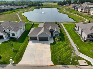 19407 W 201st Ter, Spring Hill, KS 66083