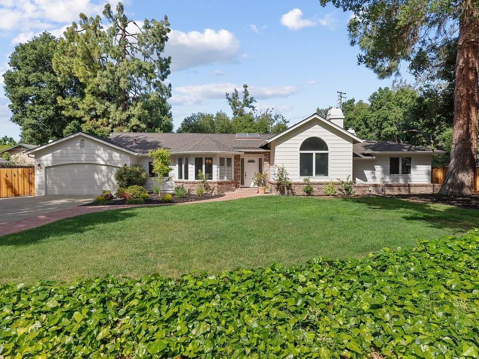 1st image of 18941 Sunnybrook Ct