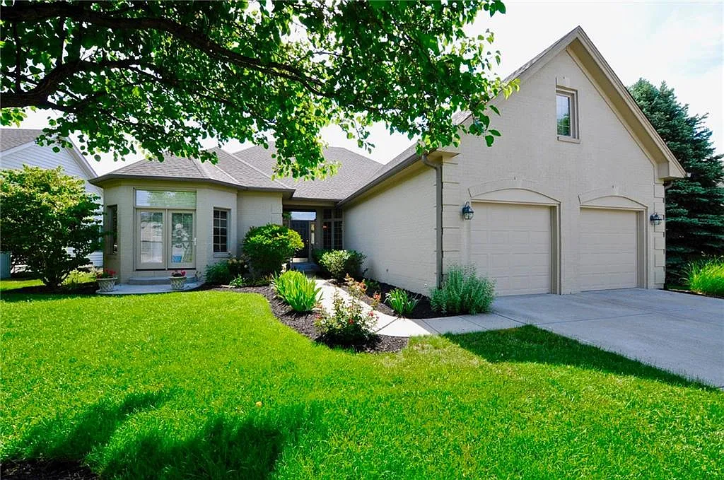 12733 Stanwich Pl photo 1