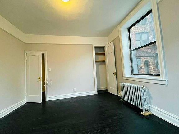 5th image of 2157 Ocean Ave APT 1J
