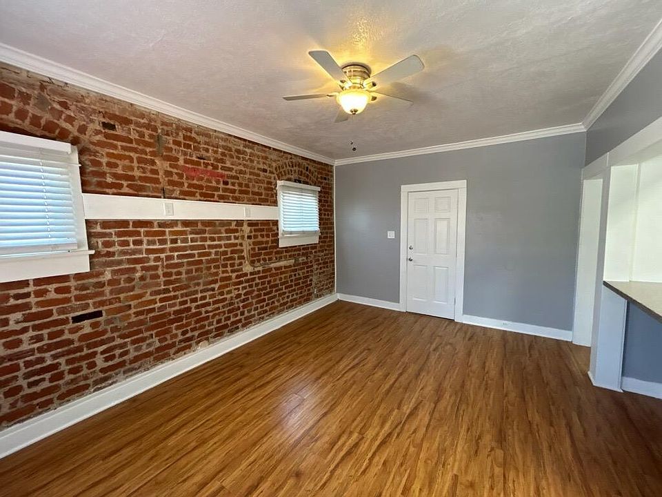 1st image of 635 Elm Ave APT 21