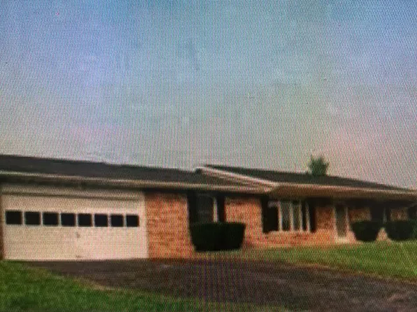 2186 Timothy Dr, Westminster, MD 21157