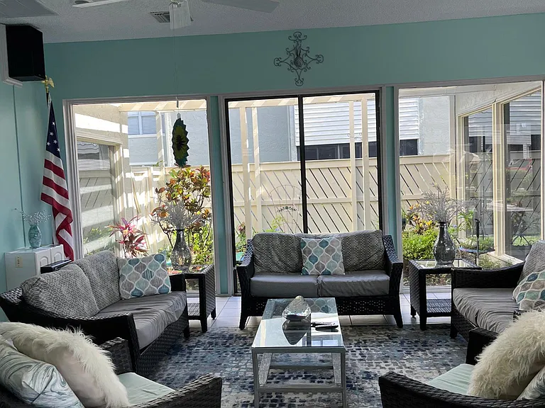 408 Windrush Bay Dr — Photo 35