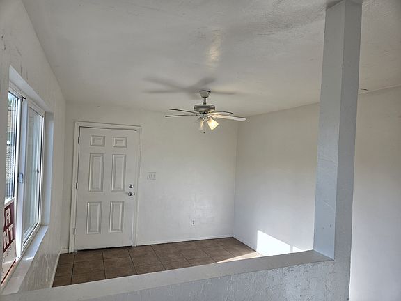 2nd image of 1026 E McKinley St #3