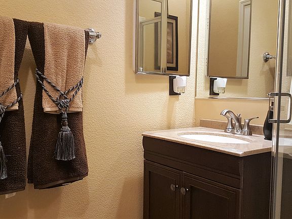 3rd image of 5812 Coral Haven Ct