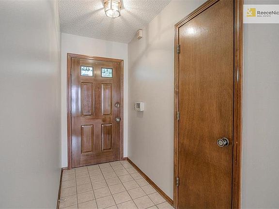 3rd image of 13413 Donnelly Ave