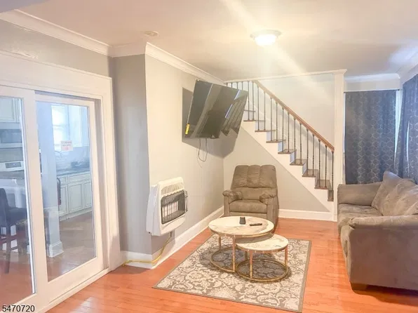 20 Mount Vernon Ave, Irvington, NJ 07111