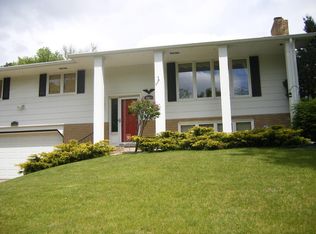 2040 3rd St NW, New Brighton, MN 55112