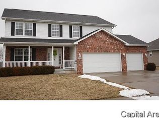 4689 Timberview Dr, Auburn, IL 62615