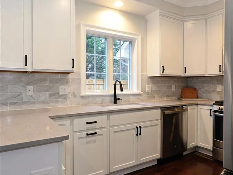 13 Arnold Ave #1 — Photo 8