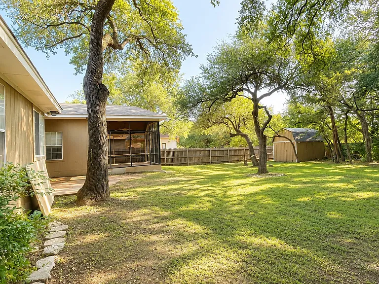 306 N Mount Rushmore Dr — Photo 5