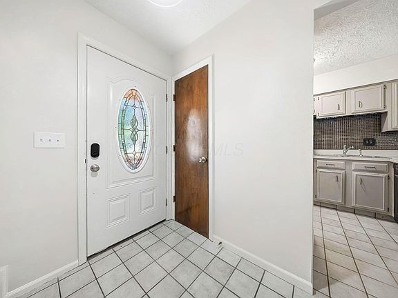 5th image of 400 Fenway Rd #A