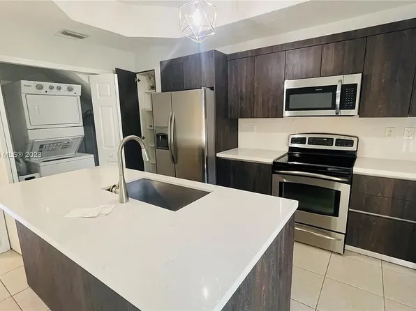 778 SW 107th Ave, Hollywood, FL 33025