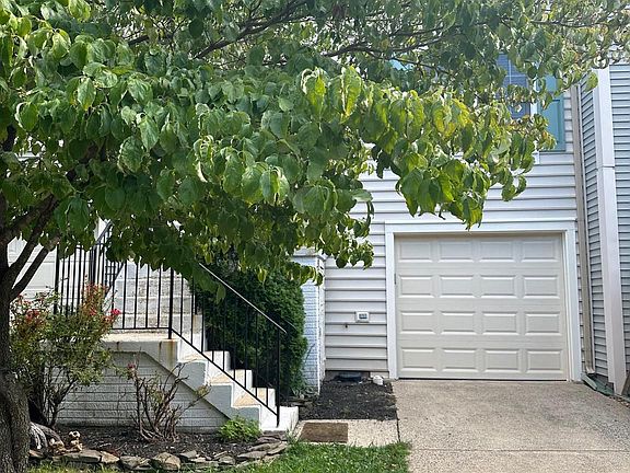 3rd image of 14505 Sully Lake Ct