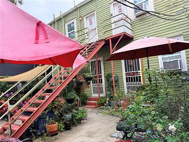 1 bed, 1.0 bath, 600 sqft, $1,050 — Photo 3