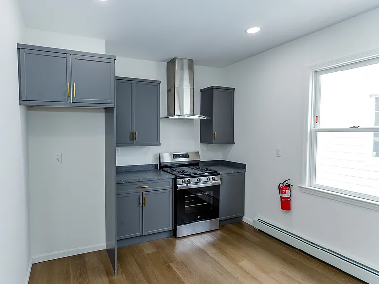 182 Ellery Ave #2 — Photo 13