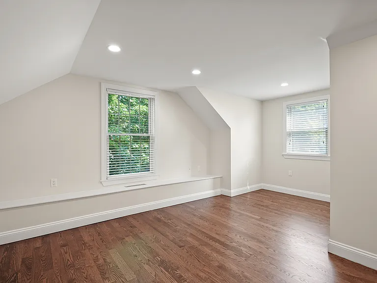 25 Decatur St #B — Photo 28