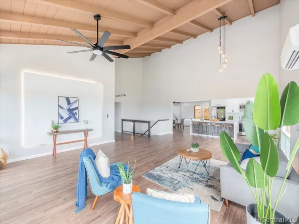 98-1687 Kiawe St, Aiea, HI 96701