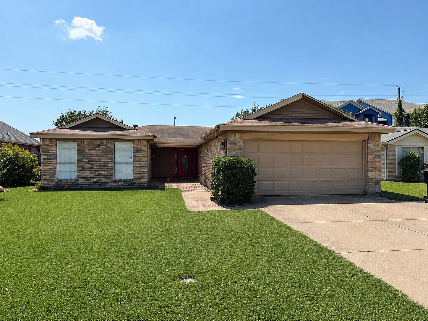 3 bed, 1850 sqft, $2,100 — Photo 1